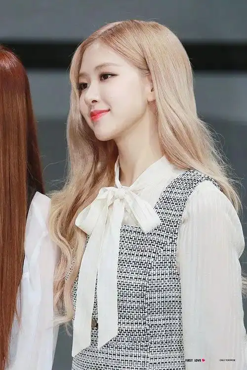 壁纸|明星系列之blackpink成员rose朴彩英壁纸