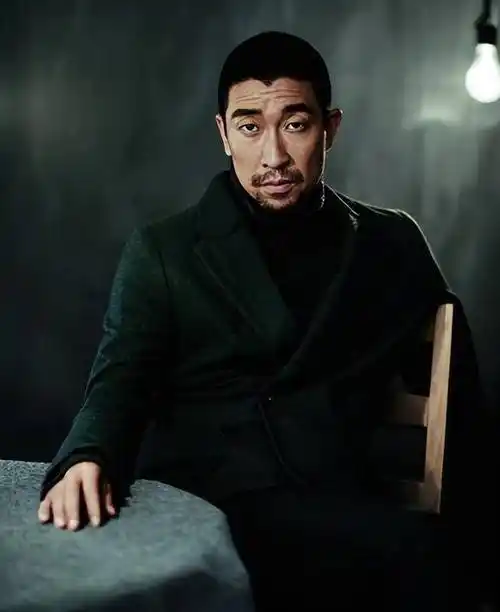 王千源:与妻子聚会相识,从无到有相互扶持,今事业有成家庭幸福_于倩