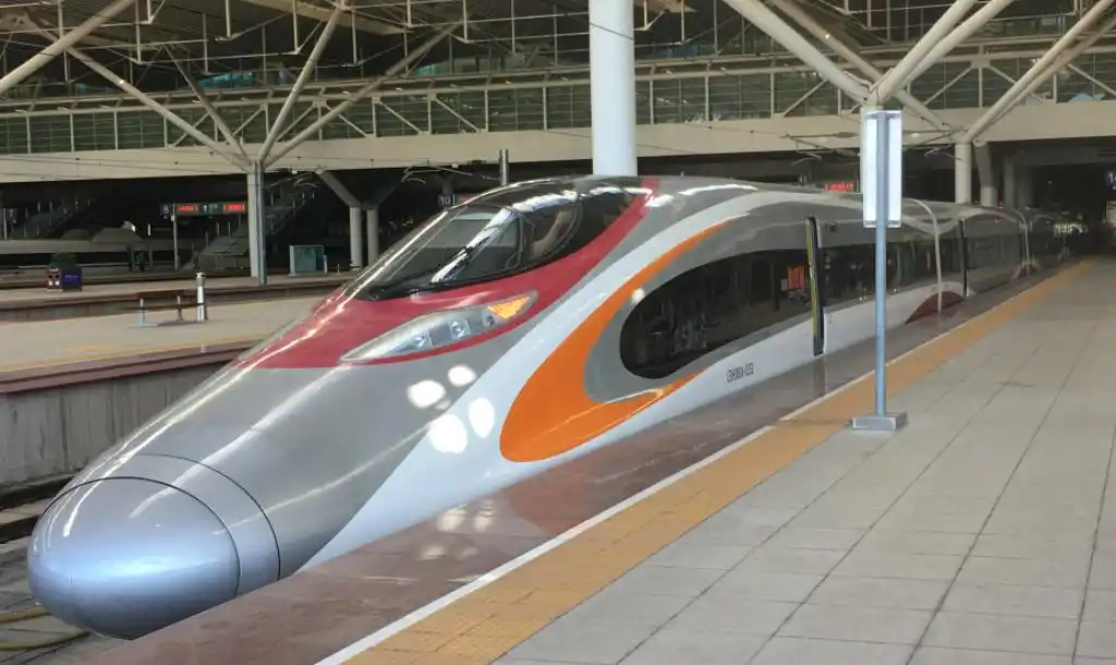 广深港高铁的"动感号"是什么车型?有什么特别之处?