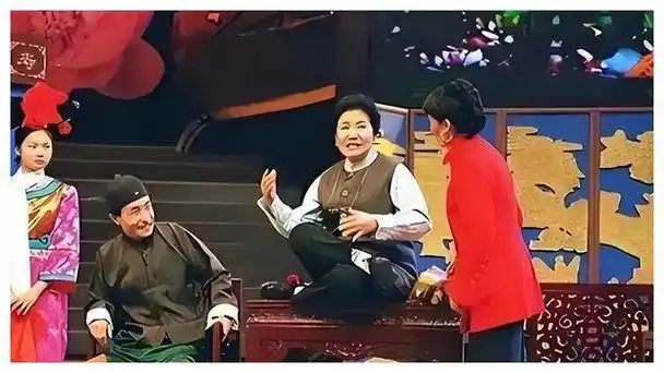 小品七宗罪谁击垮了小品的魅力怀念赵丽蓉和赵本山