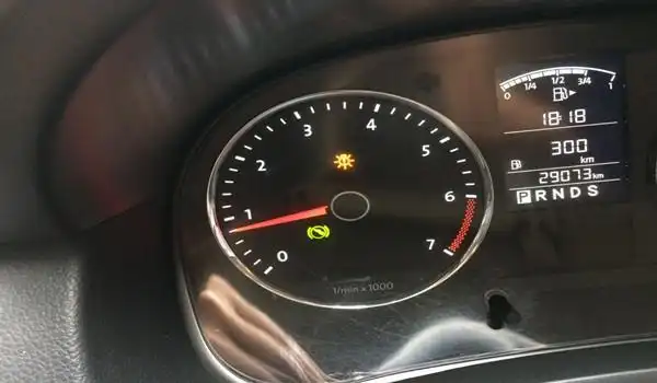 大众朗逸感叹号黄灯怎么消除?