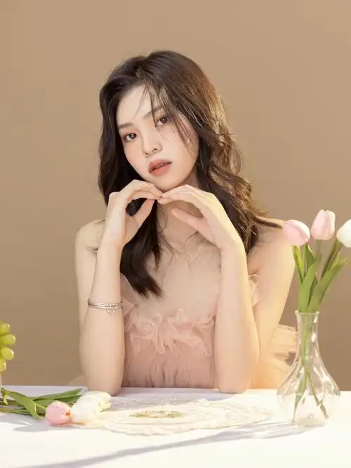 郁金香少女文艺清新个人写真