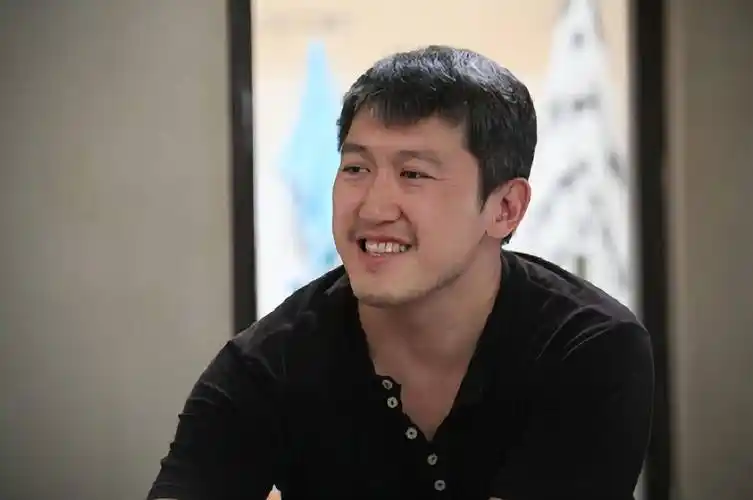 中戏93表演班班长王千源黄金配角李乃文还有狂飙中的他