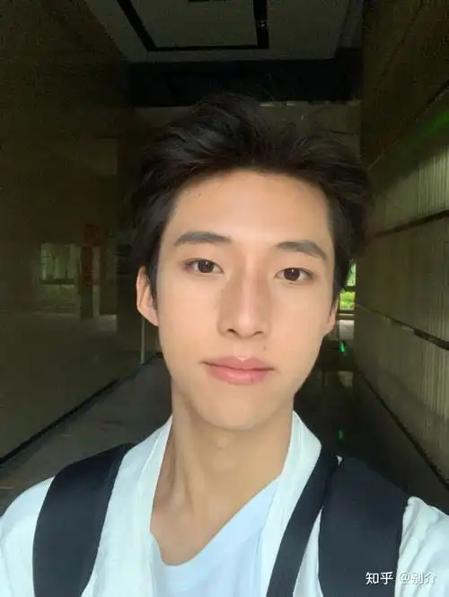 男生如何在短时间内快速提高颜值