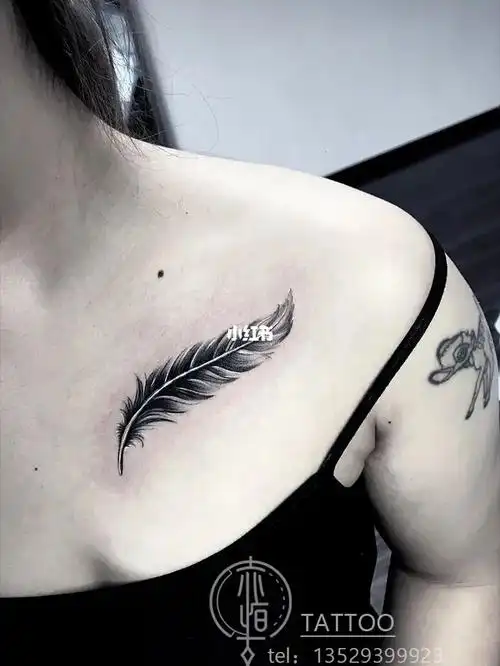 羽毛遮盖纹身_纹身_美妆_彩妆_彩妆其他