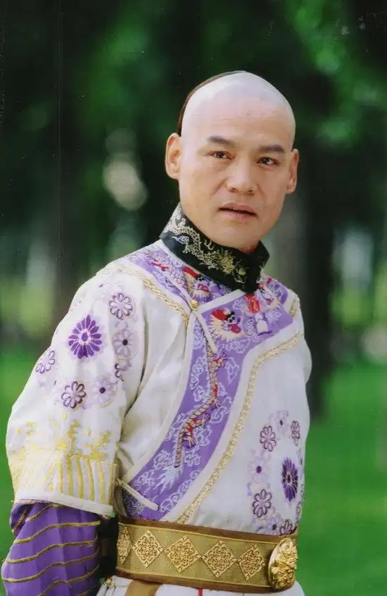 巍子:你无法用精品的标准来衡量快餐(组图)