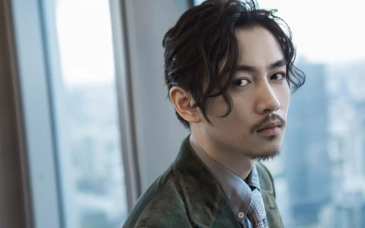 陈晓秋冬西装魅力写真高清图片壁纸