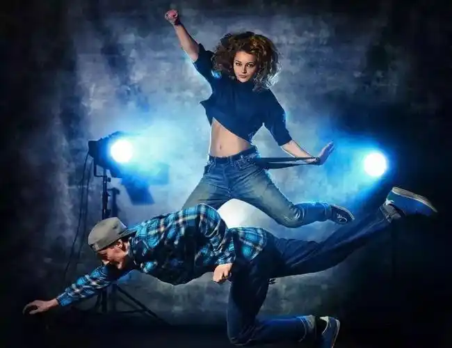 雷鬼clownkrump小丑舞waackingpunkingvoguing甩舞jazz爵士舞;1锁舞