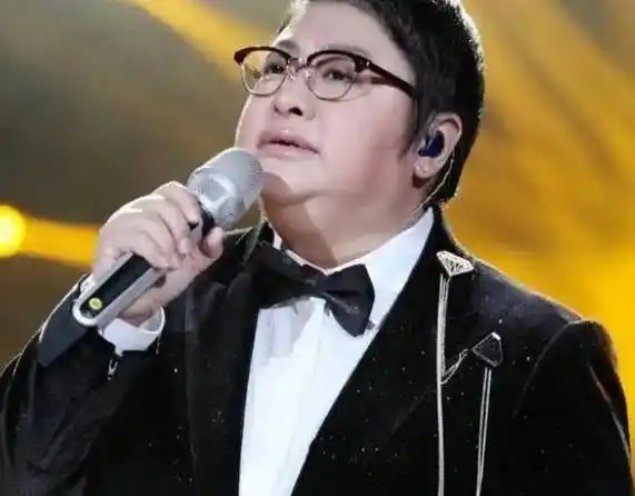 韩红曾经是大学校花?看到她年轻时候的照片后,网友:我信了