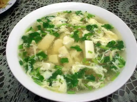 肉末香菜豆腐汤
