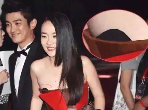 "少儿不宜"的穿帮镜头,霍思燕都露出不可描述,还笑的很开心