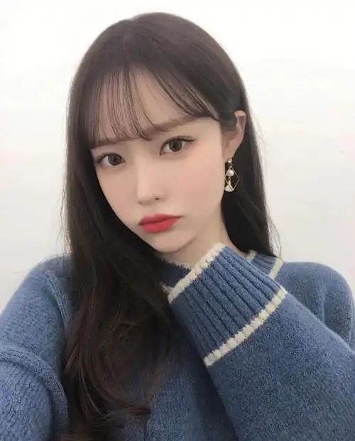 自然而然形成的幅度最好看,也最省事图31566齐刘海厚厚的