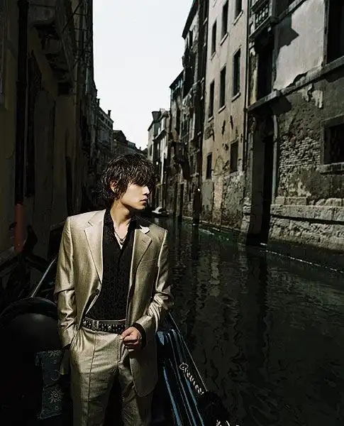 周杰伦《11月的肖邦》写真全集!~`