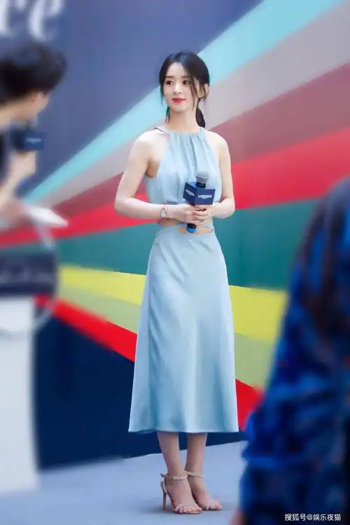 赵丽颖最美全身 赵丽颖全身照最美-图片大观-奇异网