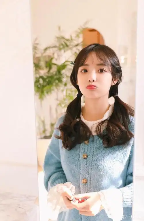 爆料!兔子牙(朱容君)前男友可能是傲朱雀