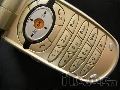 跌的一塌糊涂 夏新经典拍照手机da8只1380