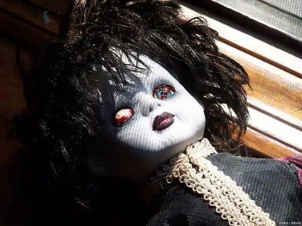 一个孤儿院,传闻里面有幽灵孩子的声音,谁敢前去调查?