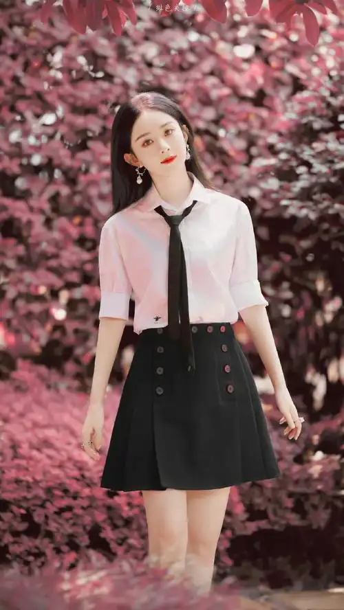 赵丽颖白衬衫学院风花园写真