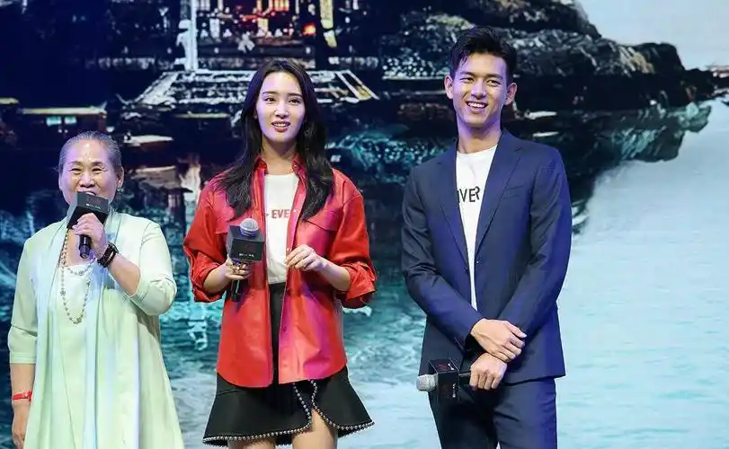 李现王紫璇又传恋情!