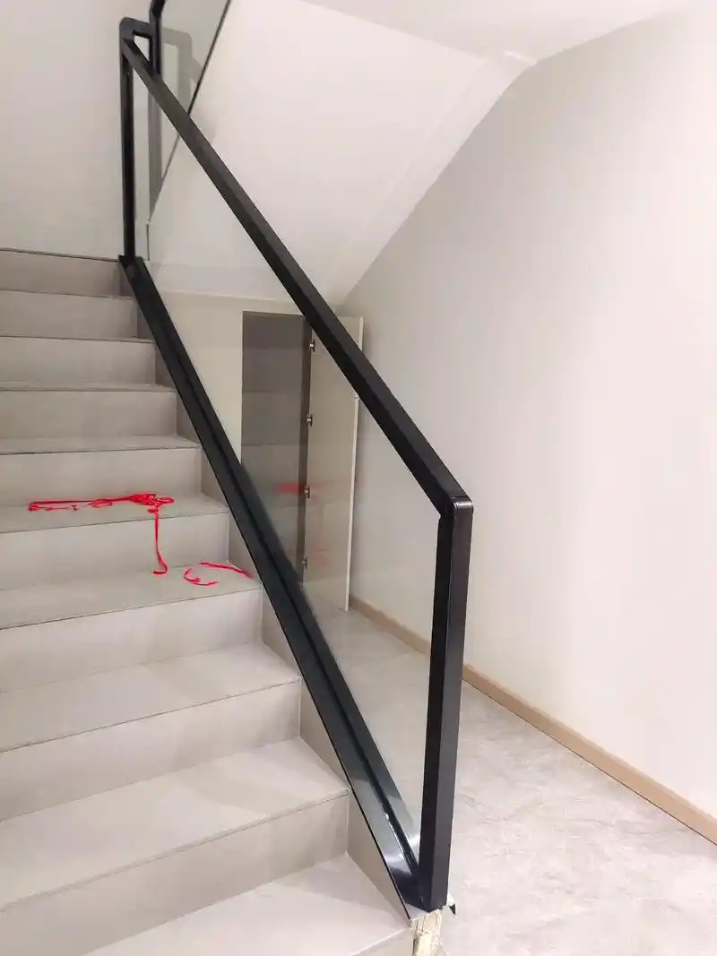 玻璃护栏@dou 上热门 #别墅楼梯扶手设计 #现代楼梯扶手 - 抖音