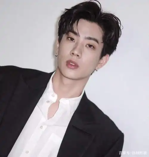 推荐腐剧丨泰国腐剧·最具人气男演员排行 耽