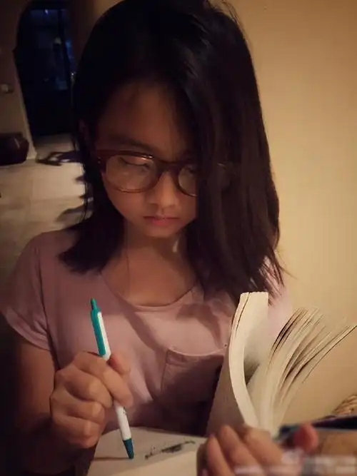 14岁的黄忆慈,简直不要太优秀了!爸爸黄磊的教育功不可没