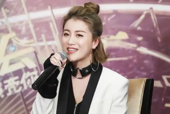 李嘉格的个人资料:李嘉格和张碧晨怎么了