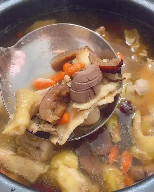 滋补猪腰汤的做法