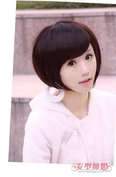 波波头适合什么刘海斜刘海的发型图片2