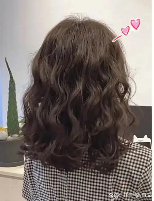 中短发蛋卷头～超适合圆脸 93扎93披好打理 减龄发型 圆脸发型