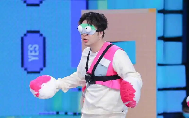 原创张雨绮丁程鑫请退出快乐大本营