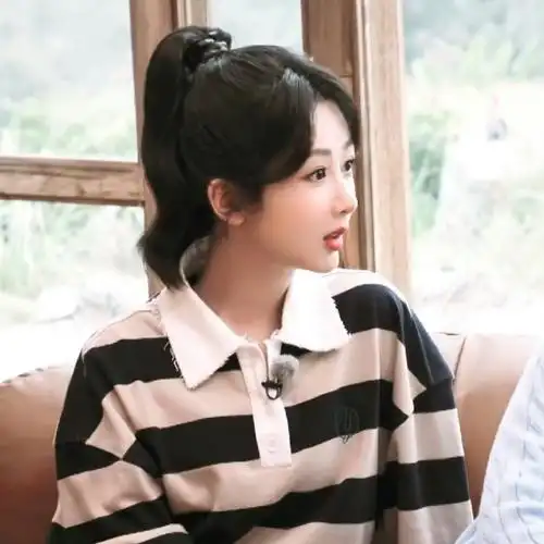 谢娜杨紫微信备注是八卦姐姐和八卦妹妹##杨紫1106生日快乐