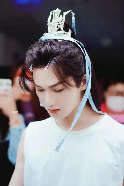 古装造型绝了,期待期待|朱正廷_新浪新闻