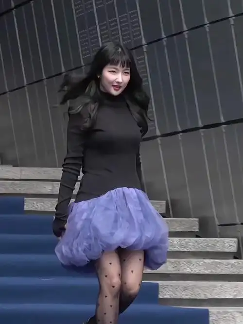 南智贤34岁纯真依然是她的标签