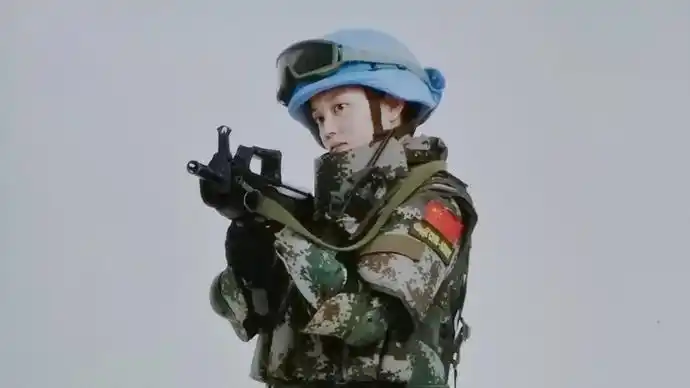 蓝盔特战队海报花絮首发维和军人风采挡不住