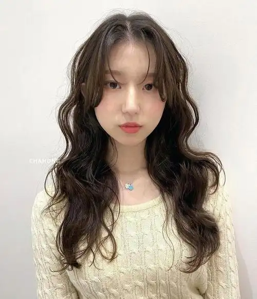 发型,瘦脸还时尚,让你大放异彩|短发|微卷|刘海|长卷发|中长发_网易