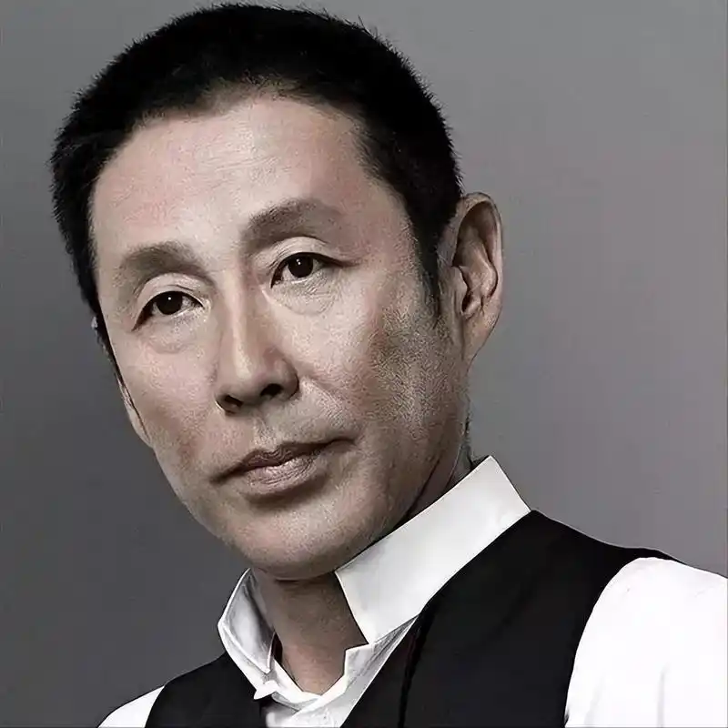 回顾陈道明女儿陈格,39岁事业红火,婚姻曾是父亲的烦心事!