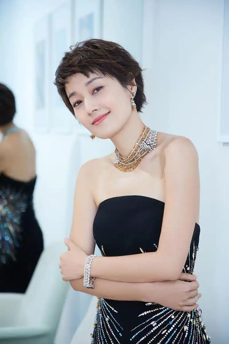 尽量还是别演年轻女主角了,太吓人!特别是像马伊琍这样气质系的美女,