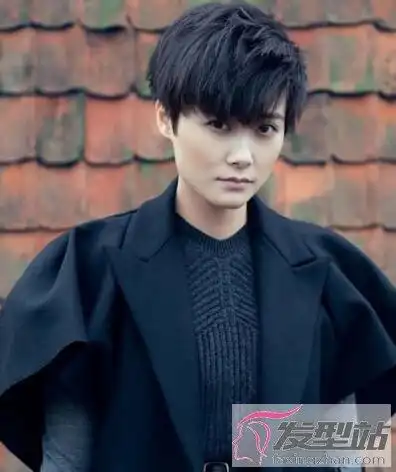 女生帅气中性风短发个性吸睛比男生还酷