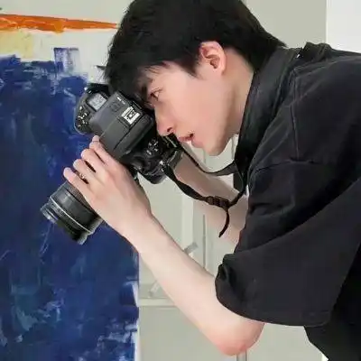 看起来很气质意境唯美帅气男生头像真人帅哥照片