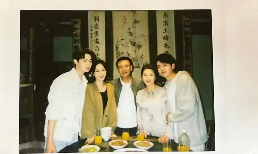 《承欢记》将播,杨紫粉丝因为站位不满,大女主站一边配角站c位_许凯