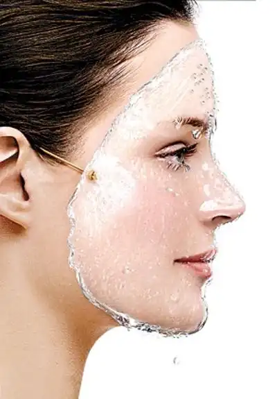 皮肤干燥秋季护肤保湿补水法