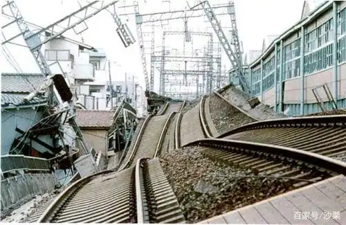 1995年1月日本阪神大地震照片