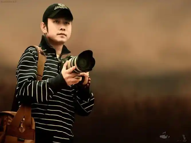 原创刀郎2任老婆差异巨大前妻生下女儿40天离开现任多年不离不弃