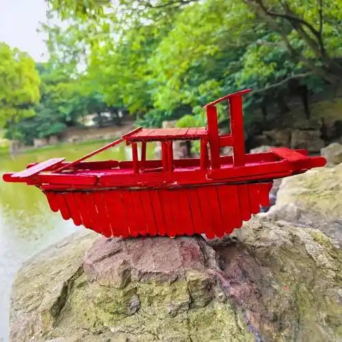 《 "曙光"下的红船》熟悉的蓝色小鹿来咯!