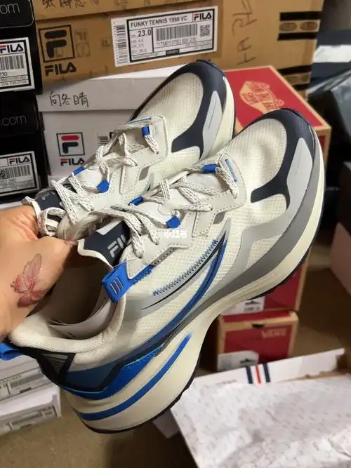 斐乐防弹少年团代言鞋