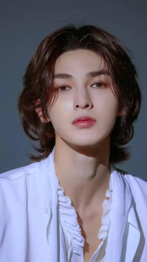 朱正廷超帅写真手机壁纸