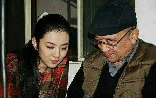 王晓晨和李保田合照