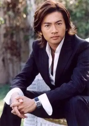 苏有朋颜值高,演技棒,哥也唱得好,还这么有才华,可是,就是这么优秀的