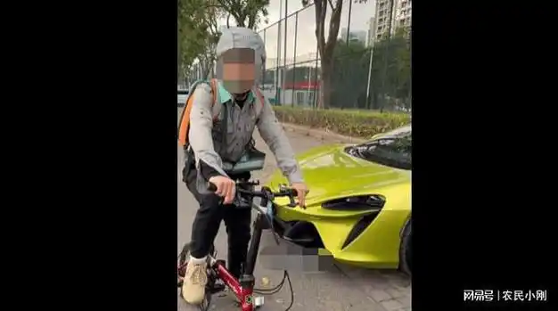 代驾小哥驾驶仰望u8整个过程非常兴奋称比开劳斯莱斯更激动